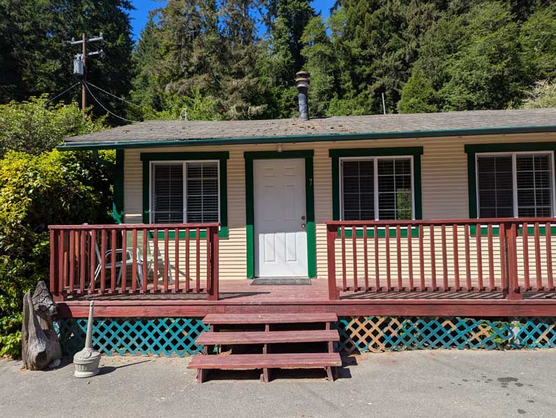 Cabin 7 Suite