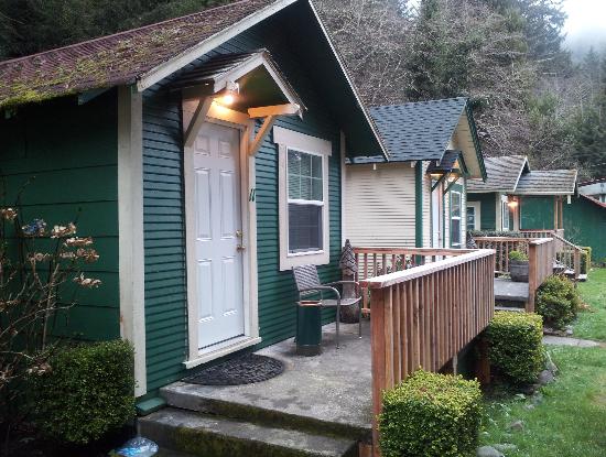 Woodland Villa Cabins